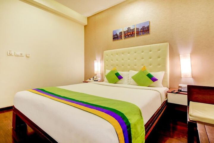 Room 20 of 51