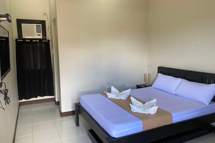Room 21 of 32