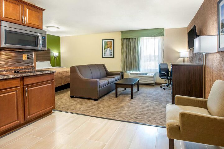 Room 14 of 43
