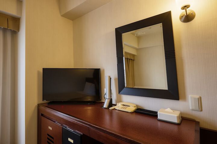 Room 20 of 76