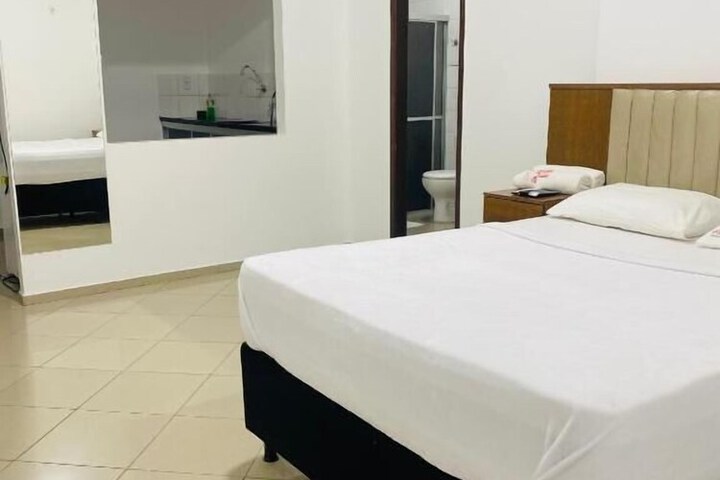 Room 5 of 27