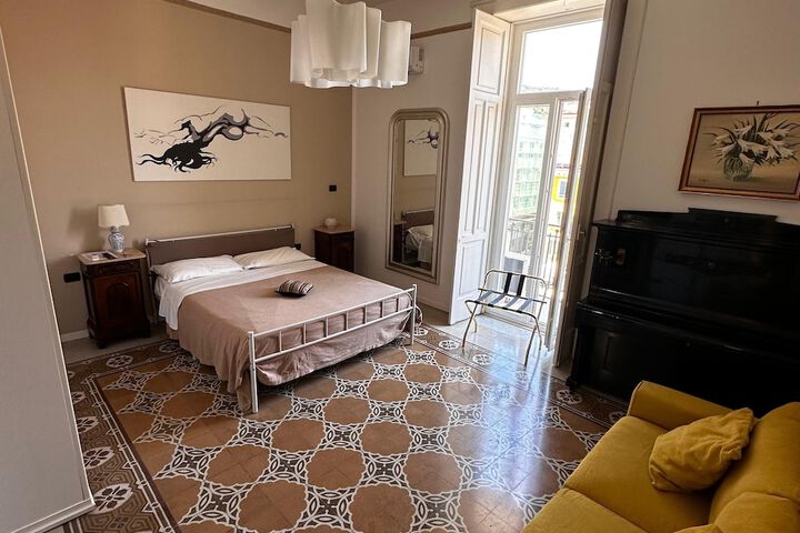 Room 6 of 21