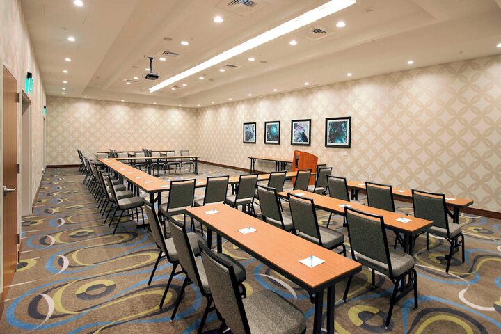 Meeting facility