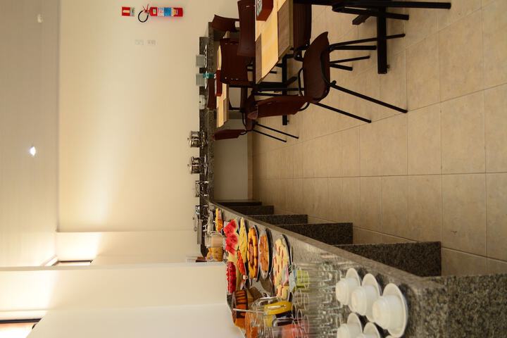 Breakfast area