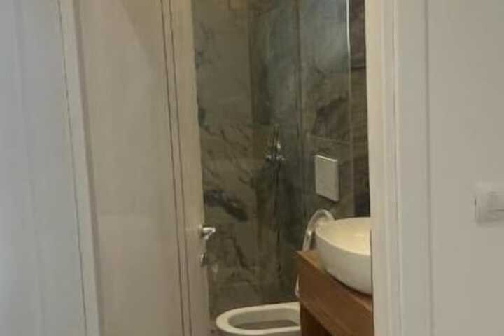 Room 108 of 191