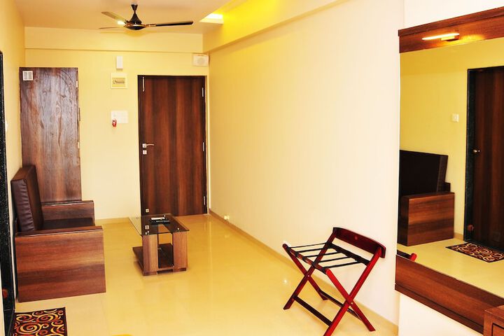 Room 3 of 23