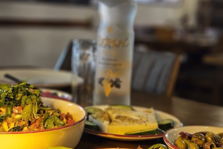 Dining 25 of 36