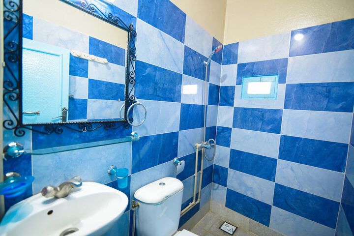 Room 19 of 25