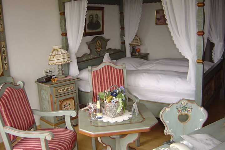 Room 8 of 54