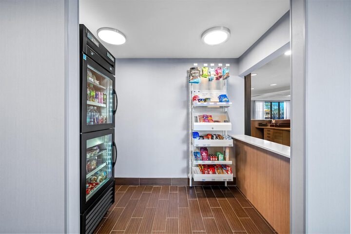 Snack bar