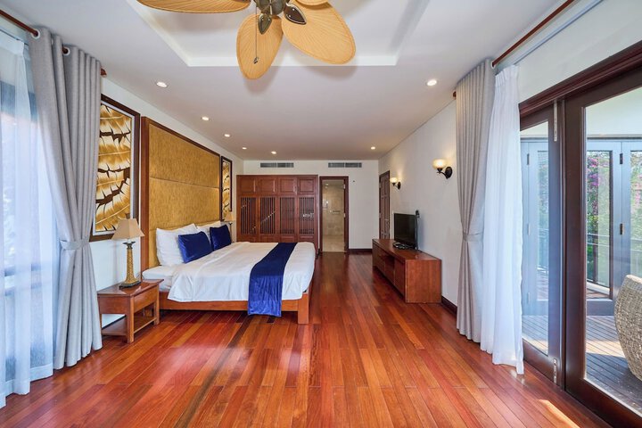 Room 25 of 125