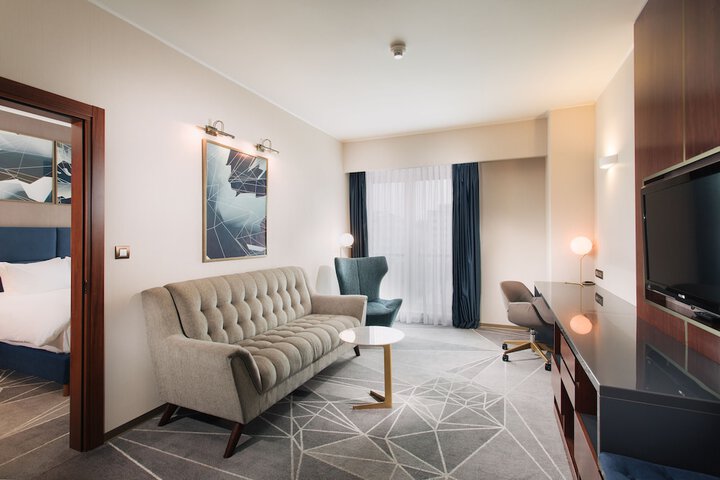Room 29 of 86