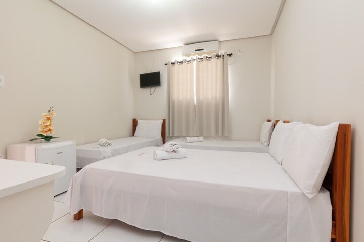 Room 8 of 32
