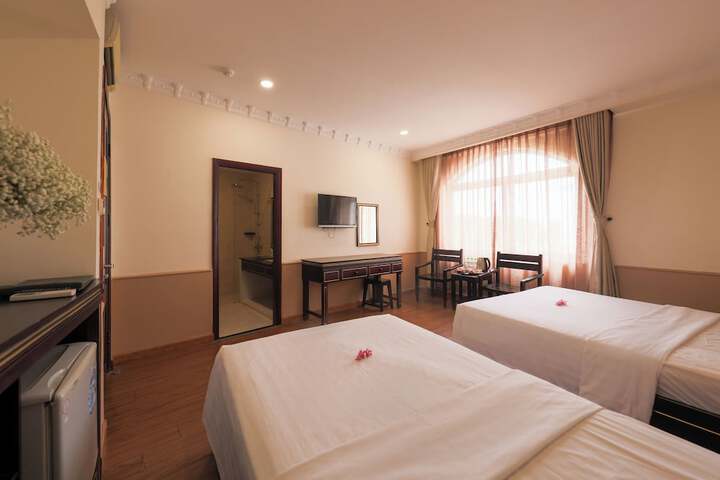 Room 19 of 68