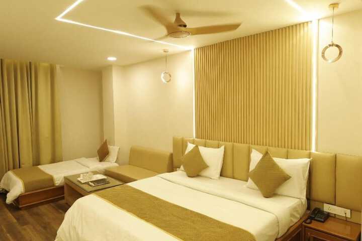 Room 14 of 29