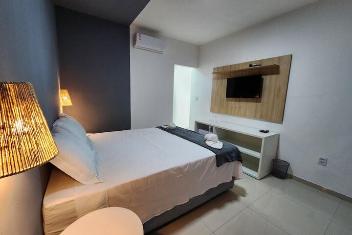 Room 3 of 31