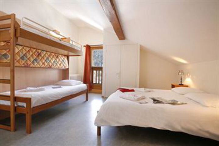 Room 7 of 17