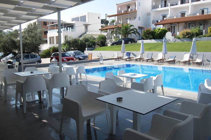 Terrace/Patio 45 of 70