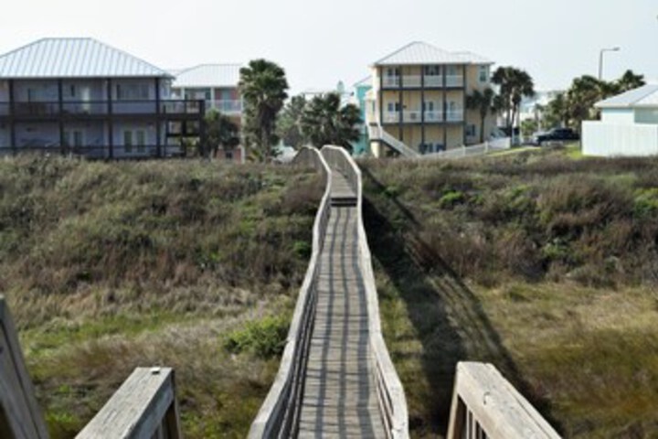 Property Grounds 41 of 78