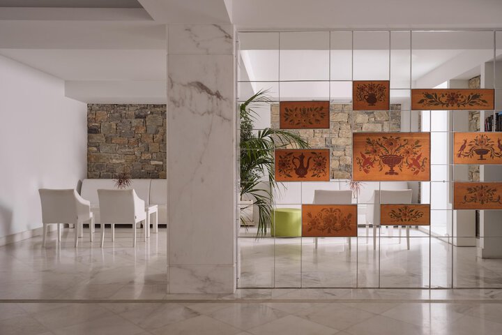 Lobby Photos
