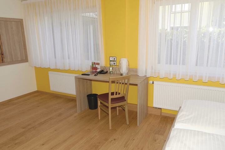 Room 8 of 44
