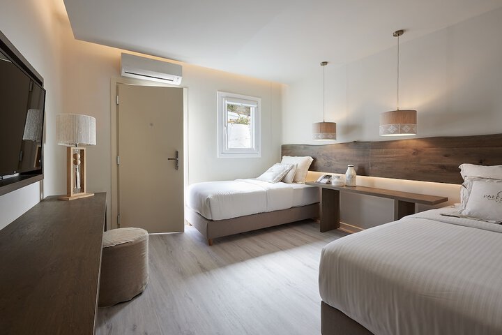 Room 25 of 184