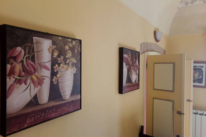 Room 25 of 32