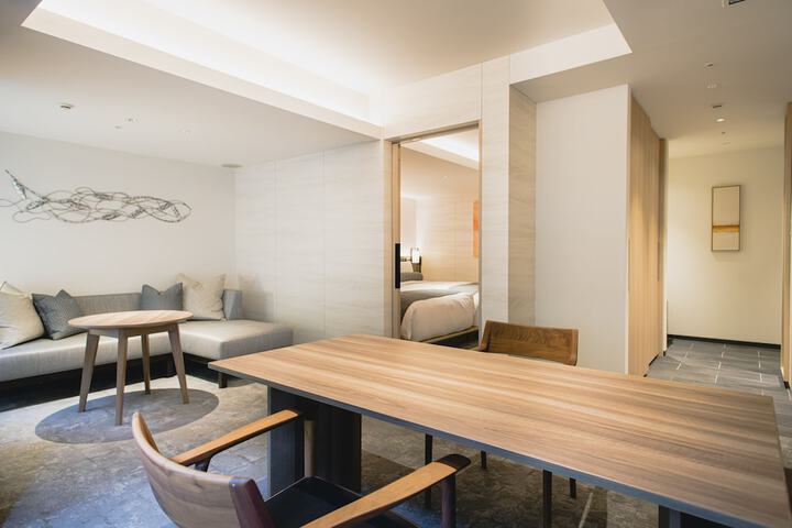 Room 49 of 156