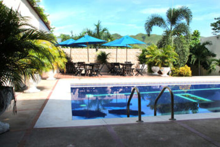 Pool 31 of 45