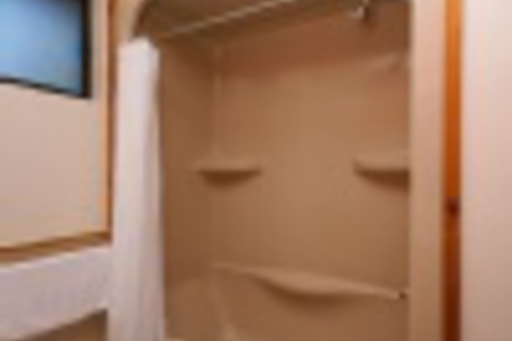 Room 112 of 156
