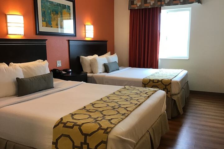 Room 10 of 36