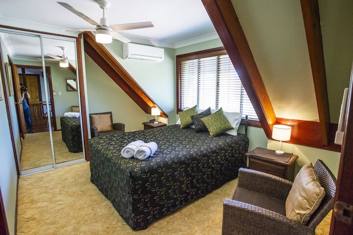Room 4 of 67