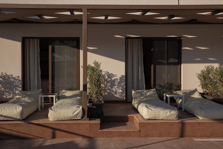 Terrace/Patio 48 of 77