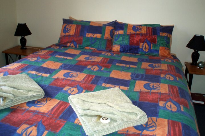 Room 33 of 195