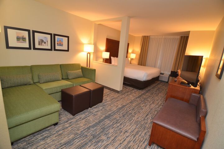 Standard | King Bed (5 of 26)