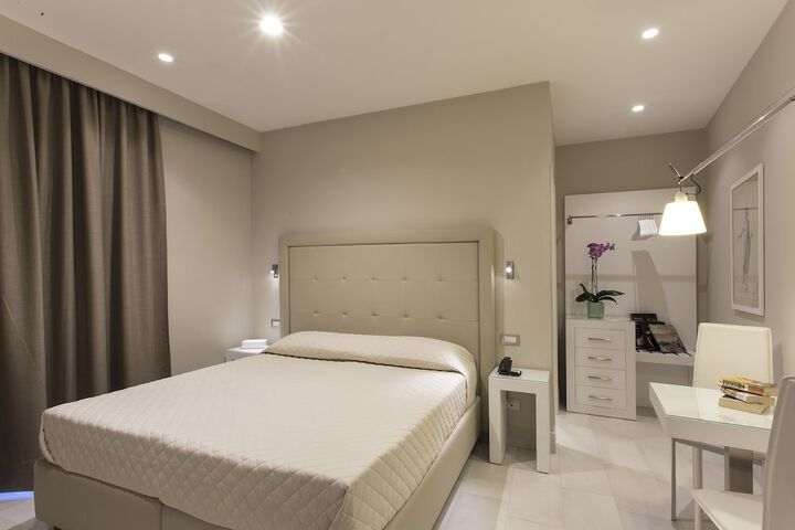 Room 9 of 59