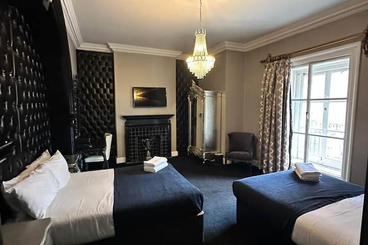 Room 41 of 171