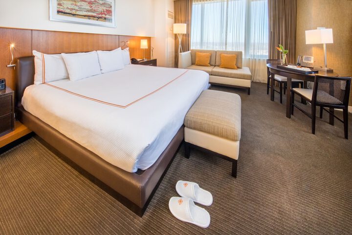 Room 21 of 48