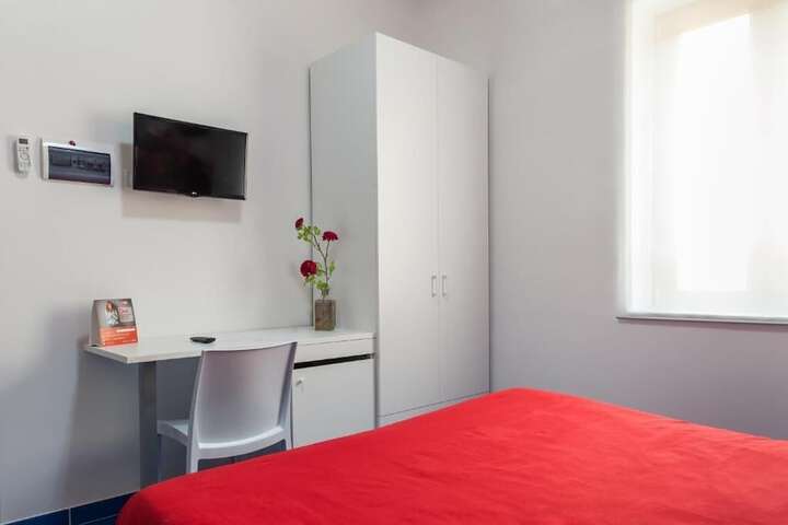 Room 30 of 113