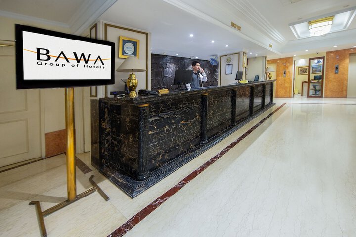 Entrance & Lobby