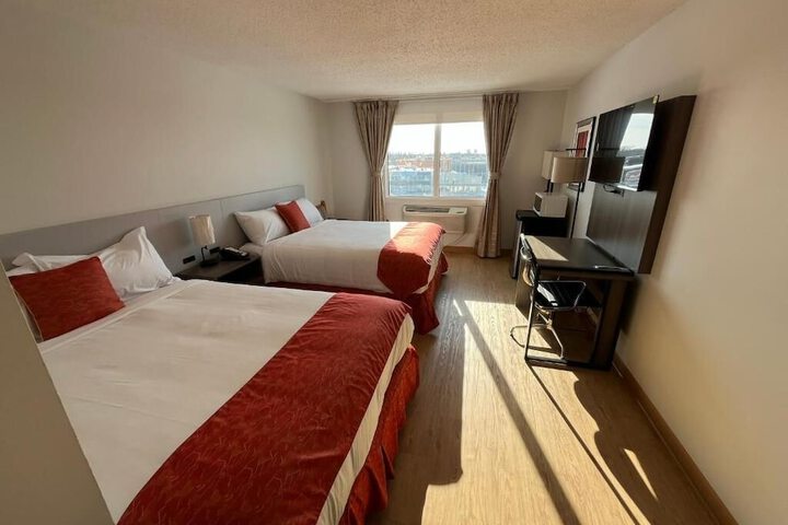 Room 4 of 19
