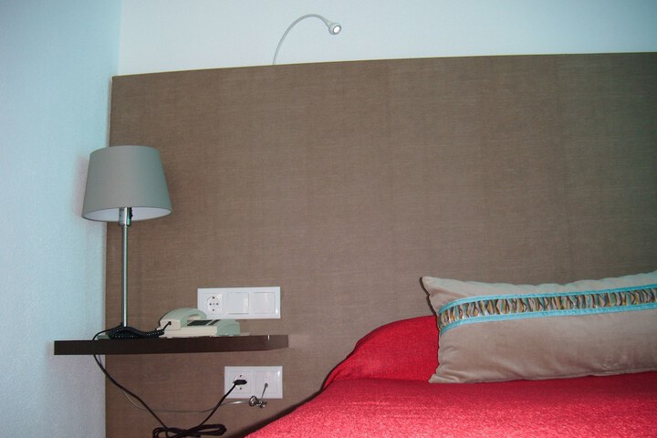 Room 33 of 82