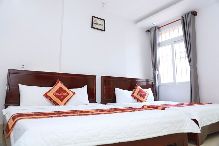 Room 17 of 30