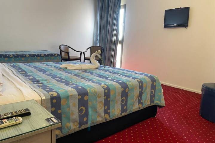 Room 21 of 64