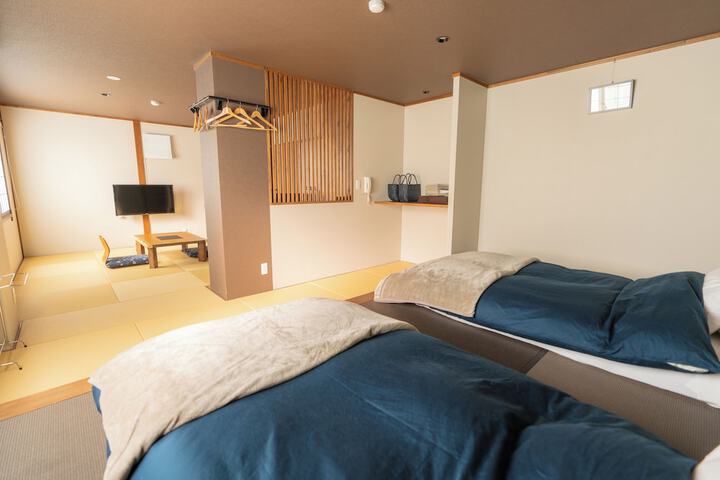 Room 20 of 36