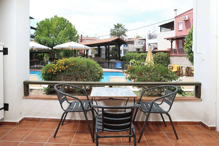 Terrace/Patio 10 of 26
