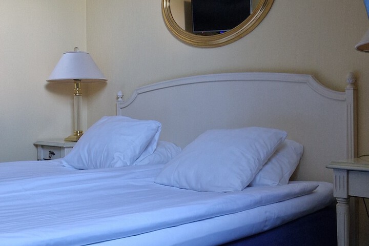 Room 27 of 113
