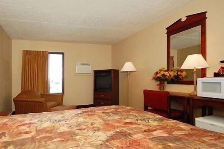 Room 19 of 37