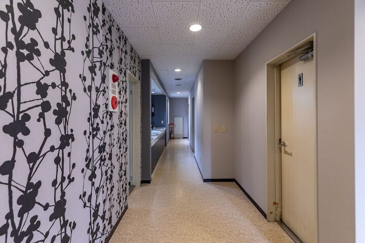 Ballroom/Hall 77 of 84