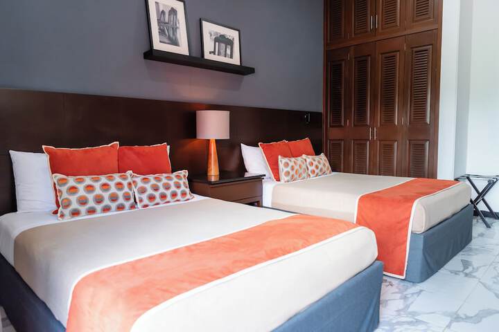 Room 15 of 110